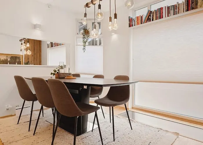Apartment Dinbnb I Cobblestone Streets 350m From Bryggen & Floybanen!